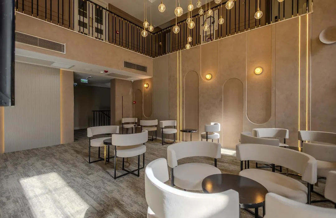 Reo Hotel-1